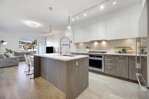 306-625 E 3rd St, North Vancouver, BC, V7L0G3 | Card Image