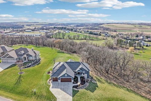 6211 Amethyst Drive Drive, SPRINGFIELD, WI, 53597 | Card Image