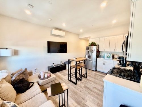 apt-302-5 Fremont St, Winthrop, MA, 02152-2678 | Card Image