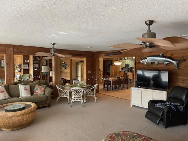 515 W Sawyer St, House other with 3 bedrooms, 3 bathrooms and 6 parking in St. George Island FL | Image 16