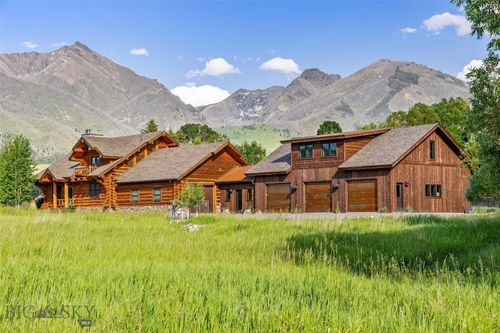 43 Cutthroat Ln, Livingston, MT, 59047-9136 | Card Image