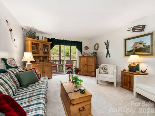 2903 Sagamore Ln, Asheville, NC, 28806-4828 | Card Image