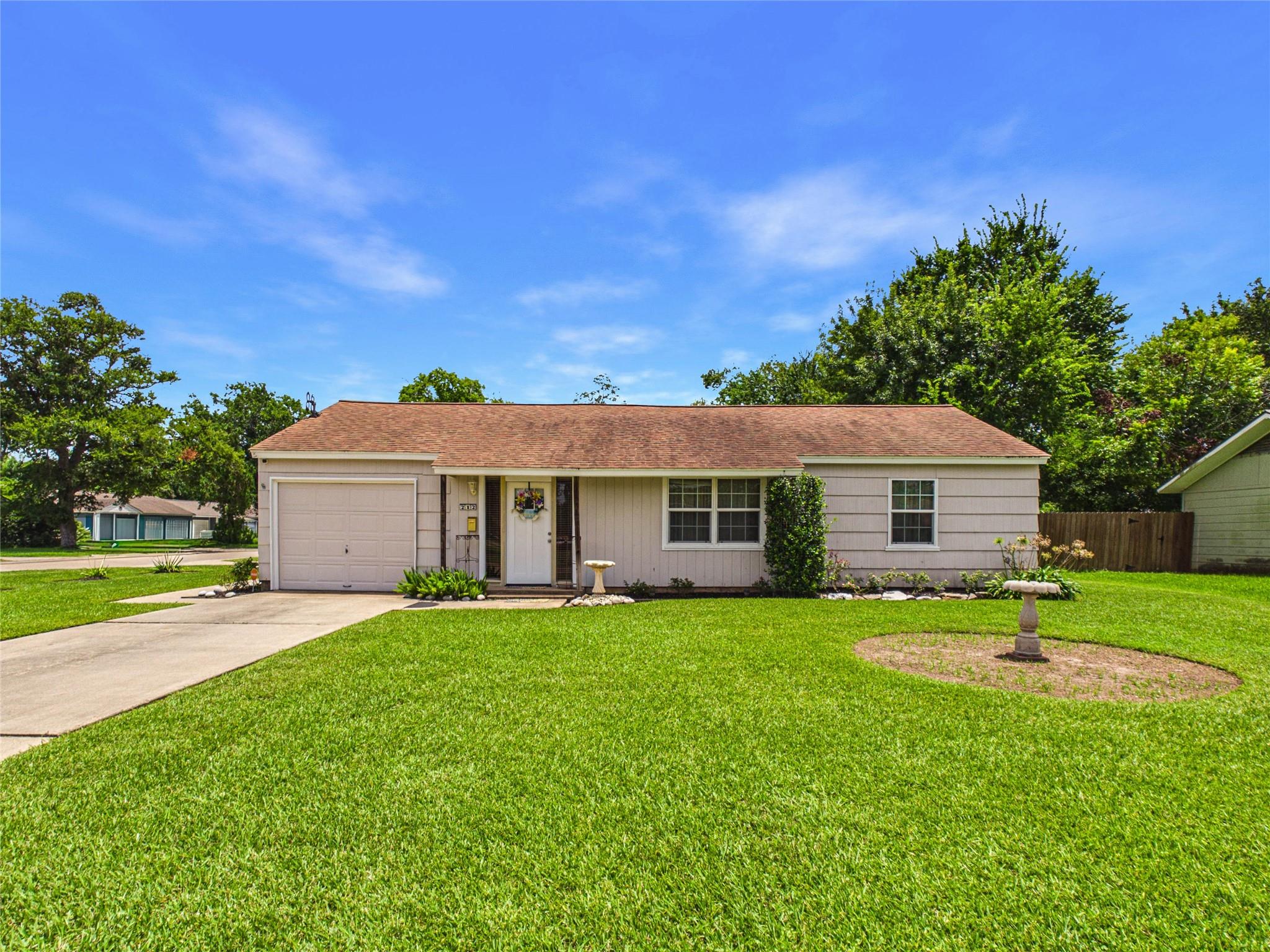 Residential in Lake Jackson