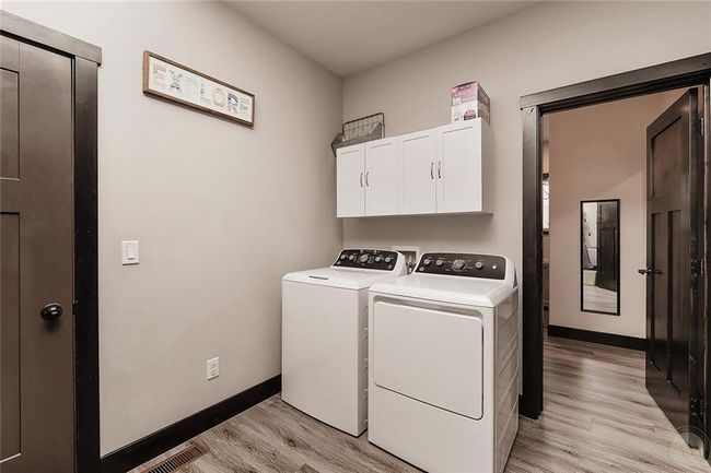 Laundry room off the garage | Image 13
