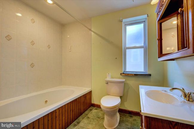 323 Spring St, Home with 2 bedrooms, 2 bathrooms and null parking in ROYERSFORD PA | Image 18