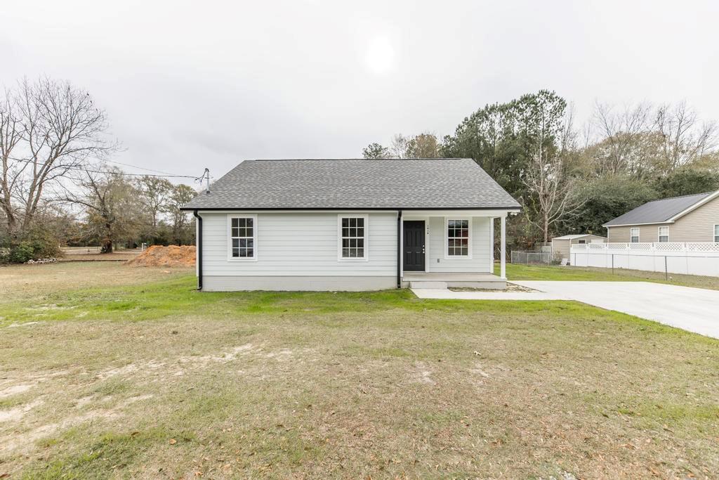 Academy Ave, Dublin, GA 31021