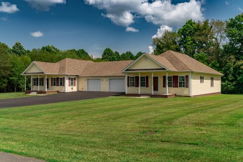 412 Murphy Ln, Jamestown, KY, 42629-2440 | Card Image