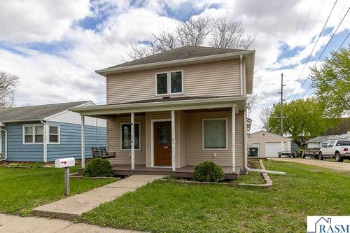 14 2nd St Sw, Madelia, MN, 56062-1512 | Card Image