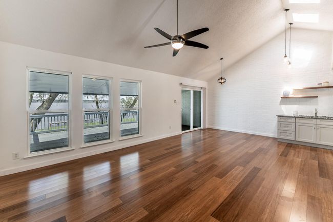 356 Peach Island Rd, Townhouse with 2 bedrooms, 2 bathrooms and null parking in Trinity TX | Image 11