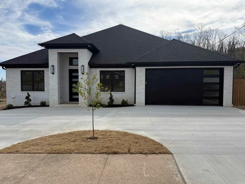 1015 N Shackleford Rd, Little Rock, AR, 72211-2503 | Card Image