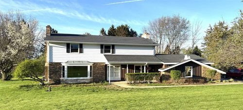 W2268 Ledgeview Road, Brooklyn, WI, 54941 | Card Image