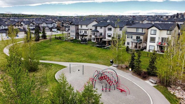 119 Kinlea Link Nw, Home with 6 bedrooms, 3 bathrooms and 4 parking in Calgary AB | Image 15