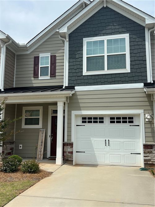 11 Gaskins Trl, Travelers Rest, SC, 29690-9827 | Card Image