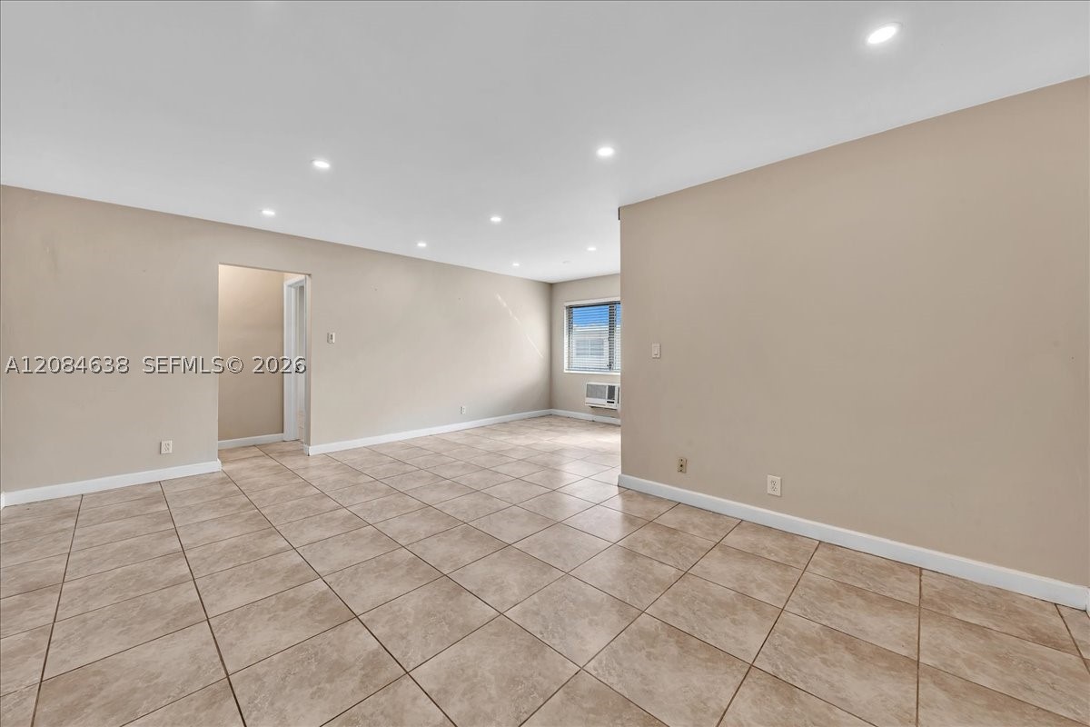 Residential in Hollywood 5
