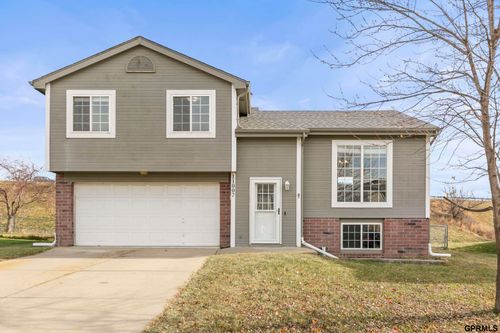 11007 S 17th Street, Bellevue, NE, 68123 | Card Image