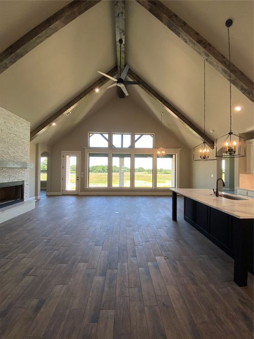 592 Lydia Ln, Granbury, TX, 76049-6390 | Card Image