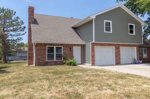 3611 Hermitage Rd, COLUMBIA, MO, 65201-5482 | Card Image