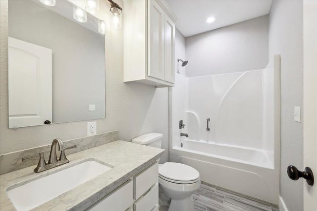 135 Private Road 8142, House other with 2 bedrooms, 2 bathrooms and null parking in Buna TX | Image 22