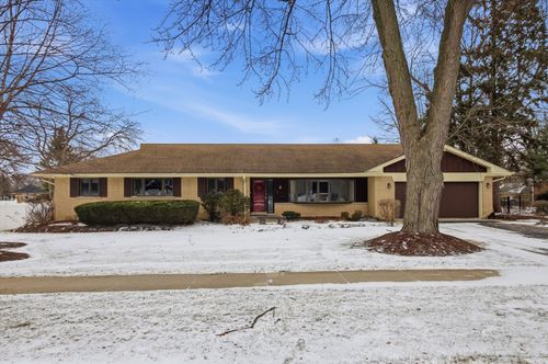 219 N Prospect St, Roselle, IL, 60172-1518 | Card Image