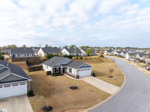 402 Edgehill Ct, Greenville, SC, 29617-1475 | Card Image