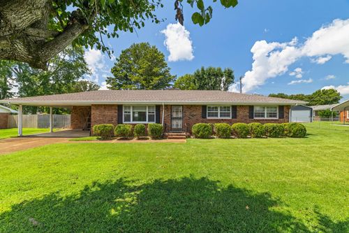 1402 Windsor Dr, Tuscumbia, AL, 35674 | Card Image