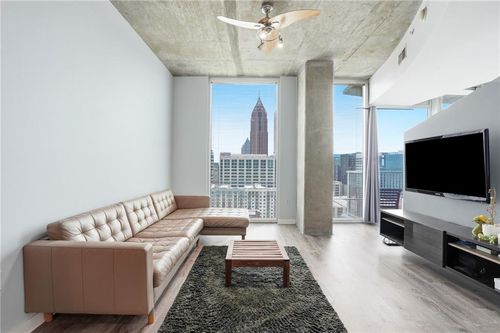 1909-860 Peachtree St Ne, Atlanta, GA, 30308-1277 | Card Image