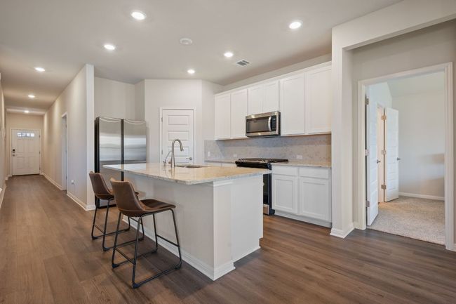 368 El Capitan Loop, House other with 3 bedrooms, 2 bathrooms and null parking in Dripping Springs TX | Image 4