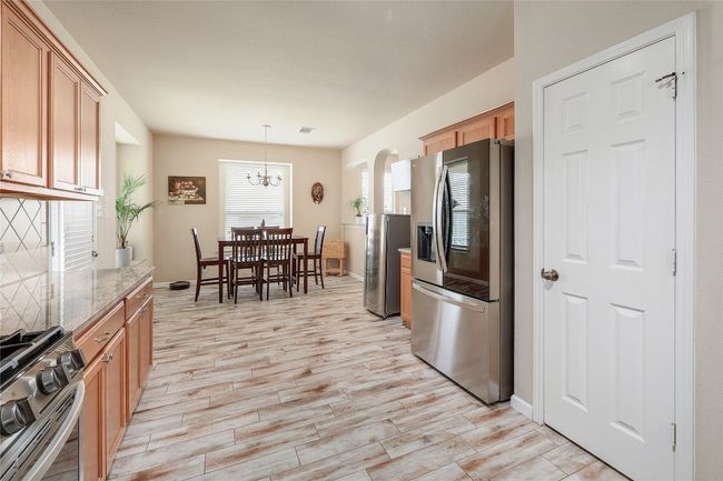 Kitchen | Image 11