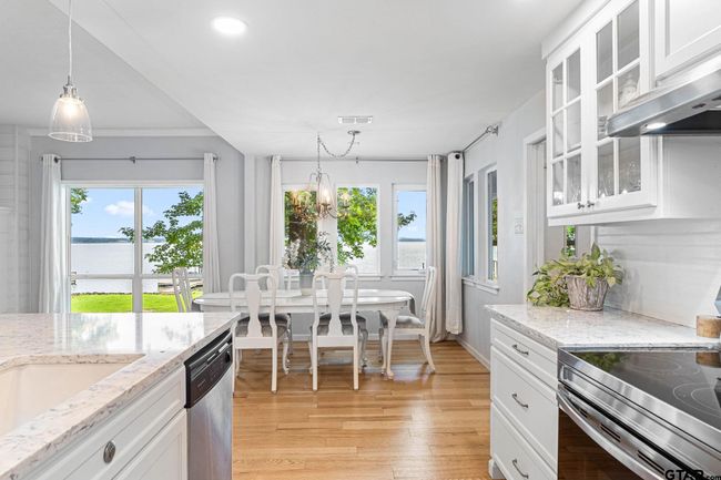 21028 Bay Shore Dr, House other with 5 bedrooms, 5 bathrooms and null parking in Flint TX | Image 11