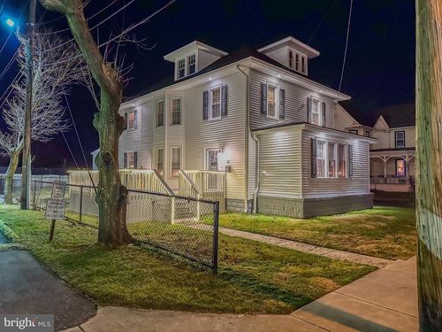 14 Railroad Ave, PENNS GROVE, NJ, 08069-1612 | Card Image