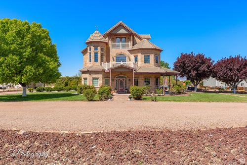 885 N Old Farms Rd, Dammeron Valley, UT, 84783-5203 | Card Image