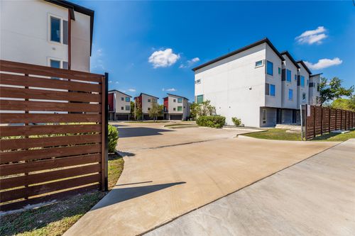 9-1417 Kramer Ln, Austin, TX, 78758-4226 | Card Image