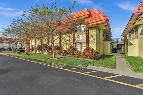 3270-3270 Nw 104th Ave, Coral Springs, FL, 33065-6142 | Card Image