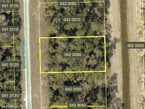 2112 Winnetka Dr, Lehigh Acres, FL, 33972 | Card Image