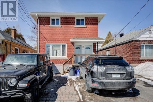 39 Dean Ave, Sudbury, ON, P3C3B8 | Card Image