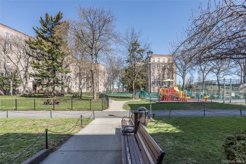 apt-1-55-23 31st Ave, Woodside, NY, 11377-1615 | Card Image