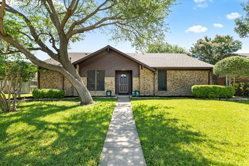 2206 Spring Leaf Dr, Carrollton, TX, 75006-2729 | Card Image