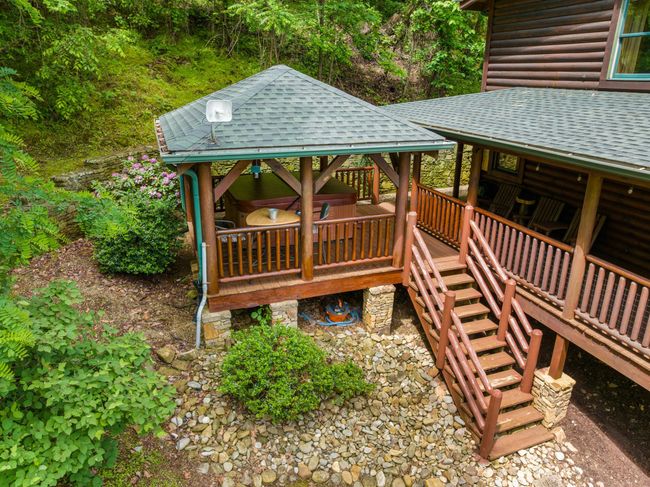 2414 Walnut Cove Way, House other with 4 bedrooms, 6 bathrooms and null parking in Sevierville TN | Image 61