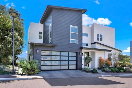 5988 Shaw Lopez Row, San Diego, CA, 92121-4301 | Card Image