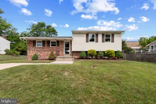 8606 Hickory Thicket Pl, Nottingham, MD, 21236-2735 | Card Image