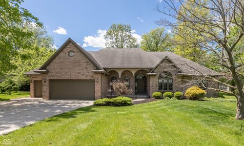 5600 N Red Oak Dr, Greenfield, IN, 46140-7969 | Card Image