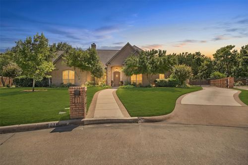 201 Rochelle Ct, Colleyville, TX, 76034-6836 | Card Image