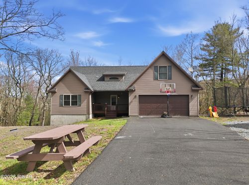 112 Maple Ridge Dr, Lords Valley, PA, 18428 | Card Image
