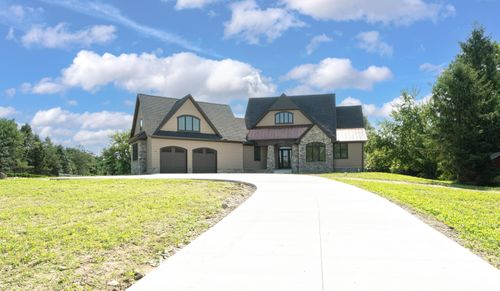 69166 Slating Ln, Bruce Twp, MI, 48065-4148 | Card Image