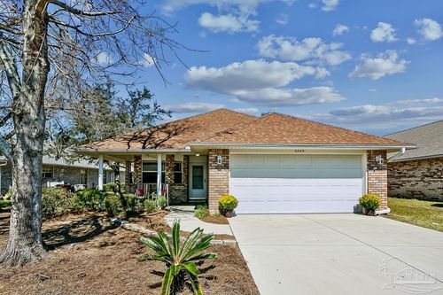 3849 Windsor Castle Blvd, Milton, FL, 32583 | Card Image