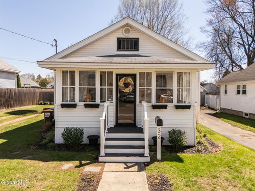 32 Hudson Ave, Albany, NY, 12205 | Card Image