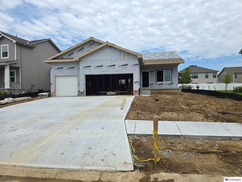 17612 Scott St, Bennington, NE, 68007-3345 | Card Image
