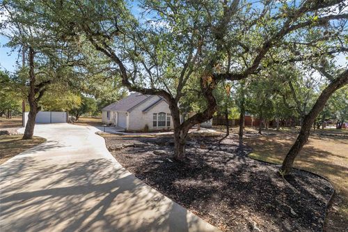 1014 Mountain View Dr, San Marcos, TX, 78666-4937 | Card Image
