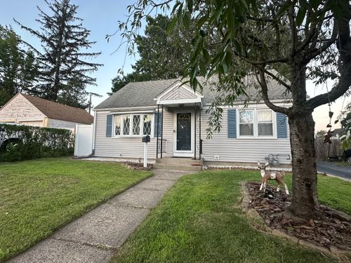 10 Kenyon Pl, East Hartford, CT, 06108-2325 | Card Image