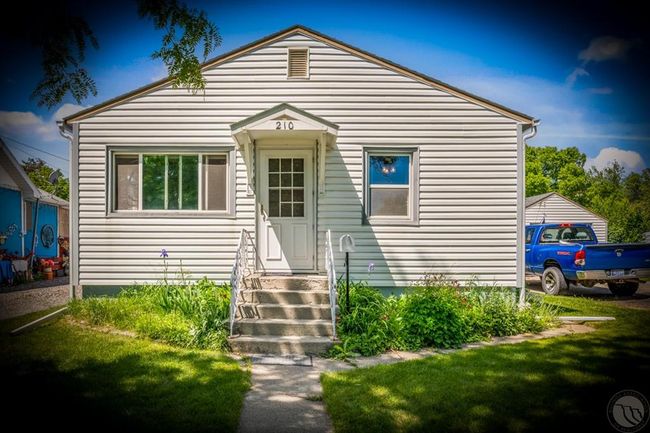you should live at 210 Yellowstone Avenue, Laurel, MT 59044 | Image 30